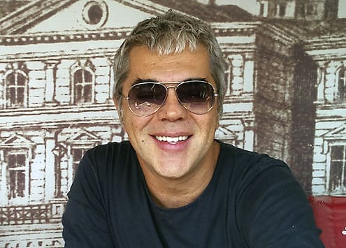 Osmeh umesto keza