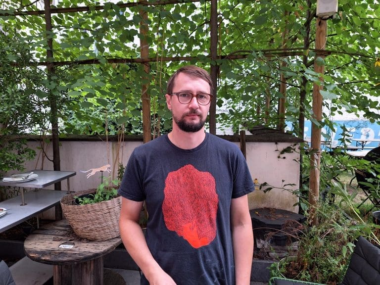 Umjetnik Mladen Bundalo za BUKU: “Iskustvo Dijaspore je traumatično, ali svaki odlazak donosi i novo rođenje”