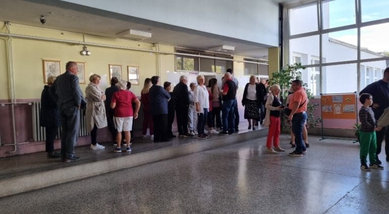 CIK: Izlaznost mala; Analitičari: Birački spisak prenapuhan, manje nas je!