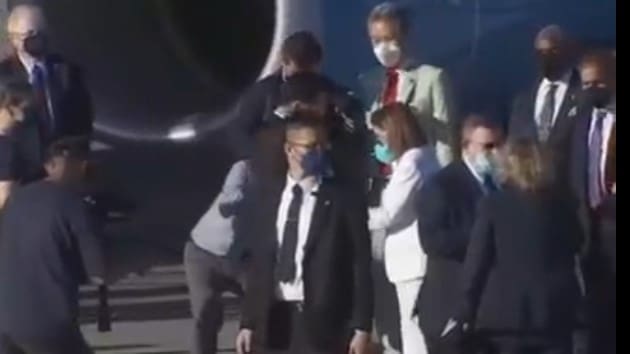 Pelosi napustila Tajvan, Kina poslala dva nosača aviona s pratećim ratnim brodovima prema Tajvanskom tjesnacu