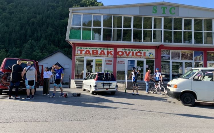Posljednja etapa maratona: Biciklisti koji idu iz Bihaća ka Potočarima krenuli iz Semizovca