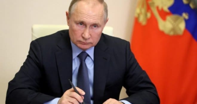 Putin daje vojnicima jednokratnu isplatu od 3.200 dolara