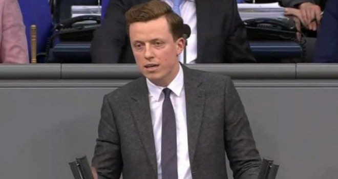 Adisu Ahmetoviću dijagnostifikovan rak, najavio privremeno povlačenje iz politike