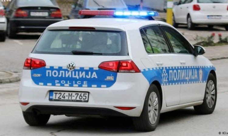 U Banjaluci uhapšeno više osoba zbog bacanja bombe, paljenja auta, 4 pljačke