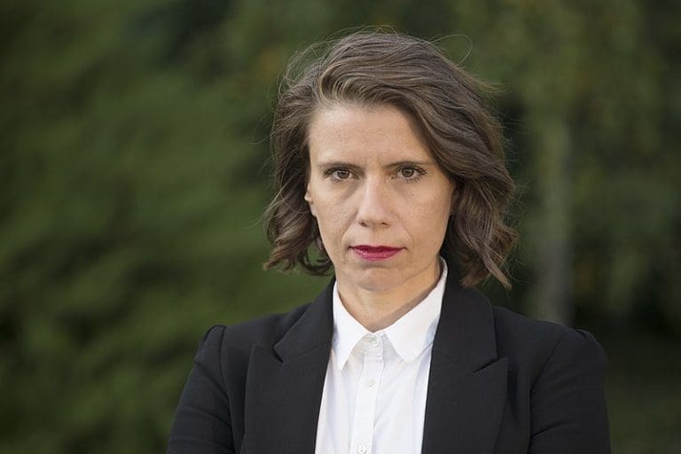 Pomela Škoru, odbila da se rukuje sa Kolindom: Ko je Katarina Peović, kandidatkinja ljevice za predsjednicu Hrvatske?