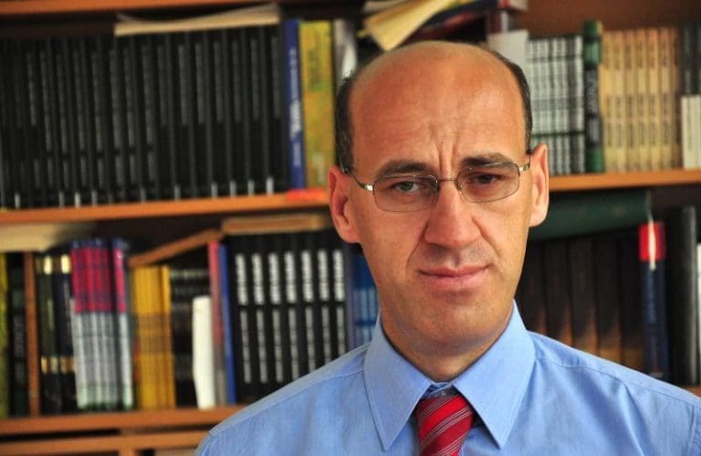 “Šta je predsjednik Kluba SNSD-a radio sa zastupnicima SDP-a prije glasanja”