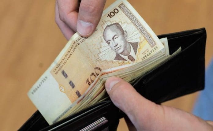 Vrtoglava primanja Banjalučanin prvi na listi sa platom od 60.000 KM