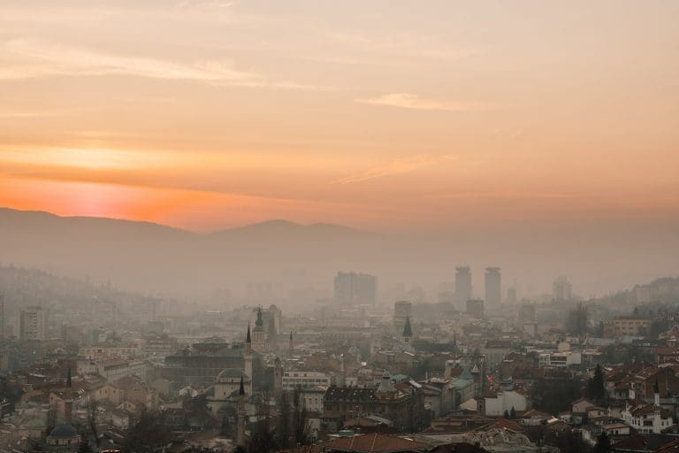 Vrijednosti zagađenja vazduha u Sarajevu 60 puta veće od normalnih