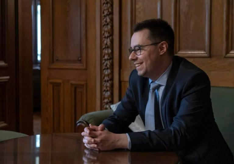 Natan Albahari za BUKU: Distancu od nasilja vlast je shvatila kao slabost