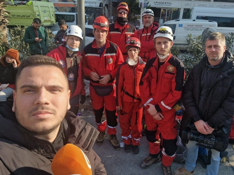 Tahir Žustra za BUKU: Dok sam se javljao uživo, oko mene su spuštali mrtva tijela, ali to nismo htjeli prikazati, držali smo se etike
