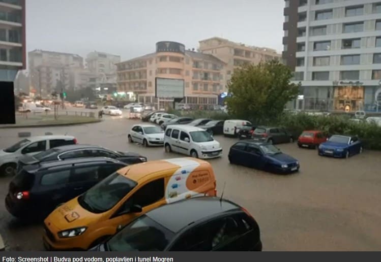 Budva pod vodom, poplavljen i tunel Mogren