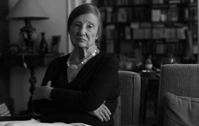 Latinka Perović: Krivo srastanje srpske državnosti