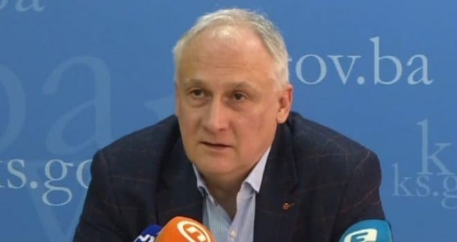 Oglasio se Vranić nakon pisanja oca preminule Džene Gadžun: Obdukcioni nalaz mi nije nikada dostavljen, doktorica koja je bila operater nije imala validnu licencu