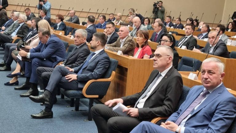 Odgođen početak sjednice Narodne skupštine Republike Srpske