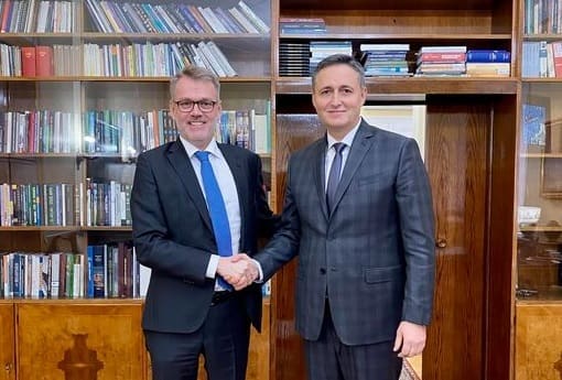 Ambasador Olav Reinertsen u nastupnoj posjeti kod člana Predsjedništva Denisa Bećirovića