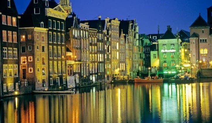 Amsterdam: Ograničeno pušenje marihuane