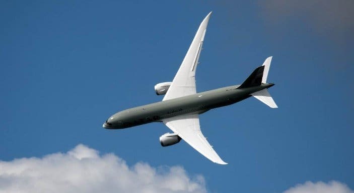 Uskoro će se mobilni telefoni moći koristiti tokom leta avionom