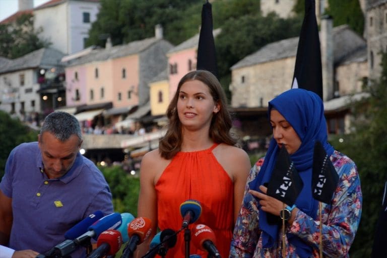 Doček Lane u Mostaru (FOTO)