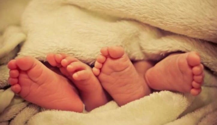 Zajedno poslije 19 godina: Bliznakinje prodate po rođenju i odvedene na različite strane, a onda se desilo čudo