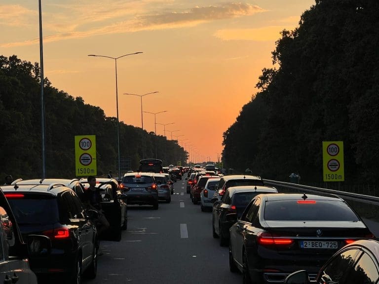 Duge kolone vozila na graničnim prelazima prema Hrvatskoj