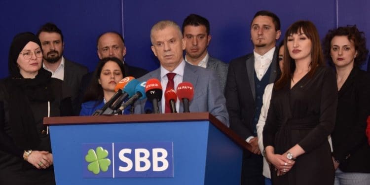 Raspušteni svi stranački organi SBB-a