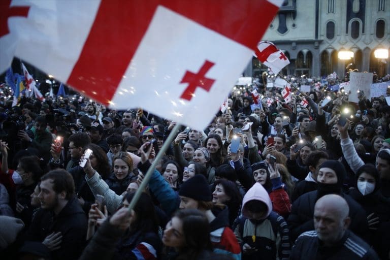 Masovni protesti u Gruziji zbog “RUSKOG ZAKONA”
