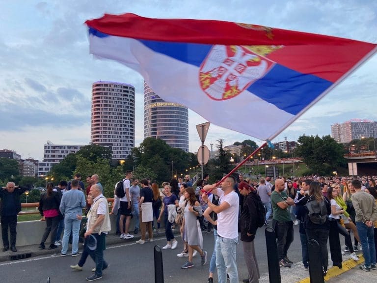 Kako su svjetski mediji izvještavali o protestima u Srbiji