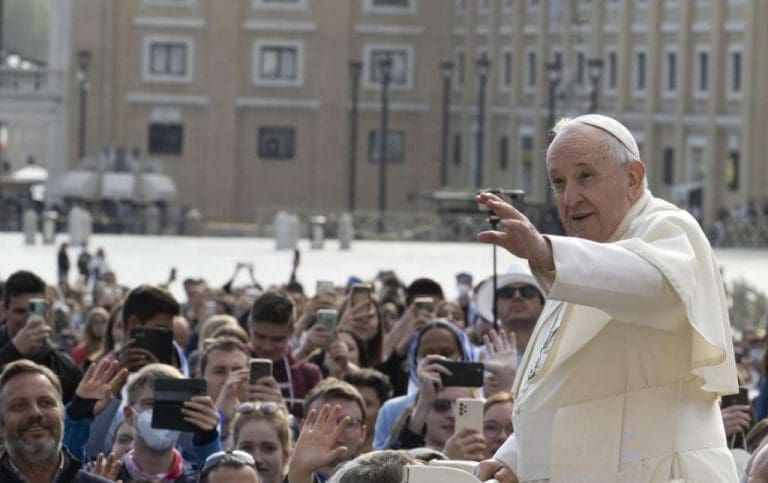 Papa pozvao svijet da se na Božić sjeti ukrajinske djece