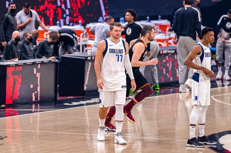 Dončiću 70 miliona godišnje, najveći ugovor u istoriji NBA!
