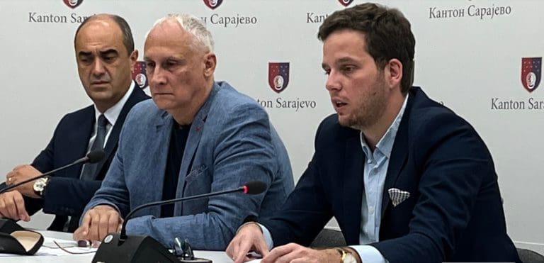 EVO KOLIKO ZARAĐUJU MEDICINSKI RADNICI U BIH: Ljekar specijalista 4.068 KM, glavna sestra 2.329 KM…