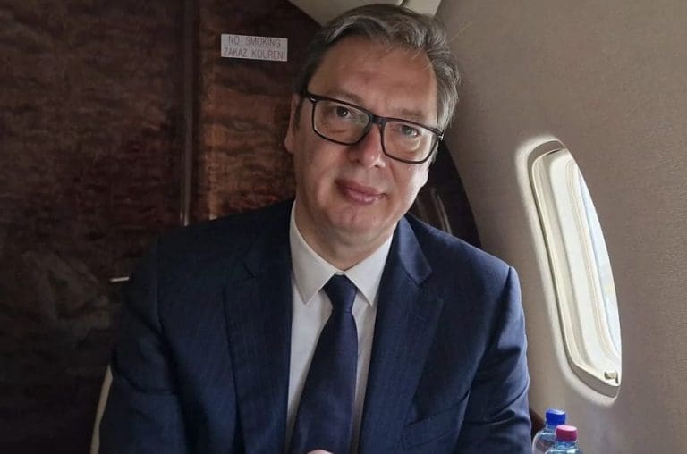 Vučić ide kod Makrona, na stolu i nabavka novih aviona “Rafal”