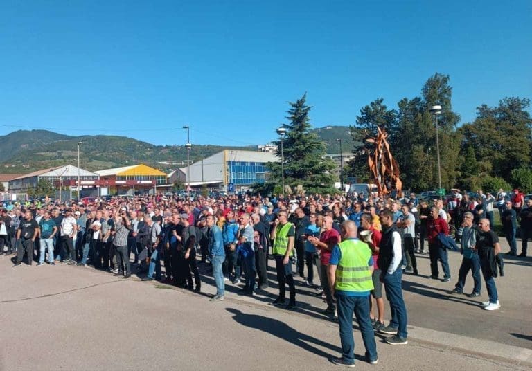 Protest ispred “Mittala”, radnicima prijećeno otkazima