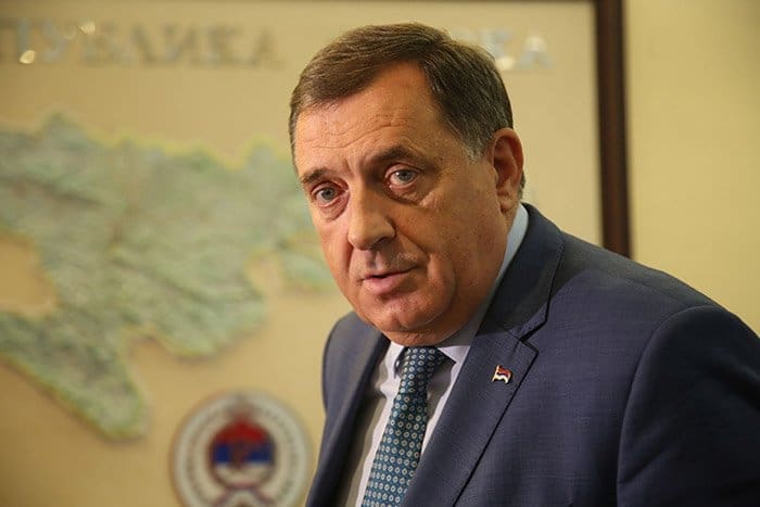 Dodik: “Drago mi je da EU opet nije propustila šansu da propusti šansu”