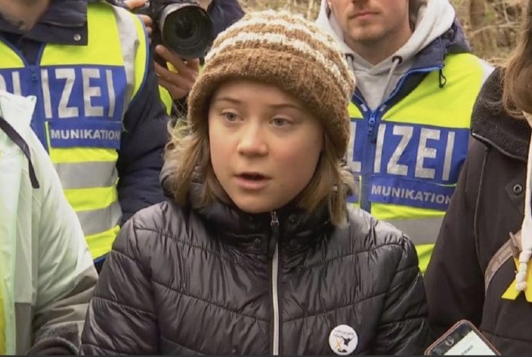 Holandska policija uhapsila je u Hagu aktivistkinju Gretu Tunberg