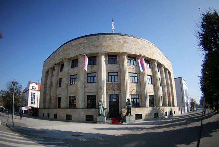 Prof. Dijana Marković-Bajalović poslala otvoreno pismo Dodiku i Viškoviću