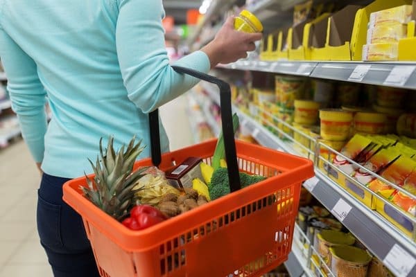 Oslobađanje donacija hrane pred istek roka trajanja od plaćanja PDV-a pomoglo bi ugroženim kategorijama u BiH, ali i državi