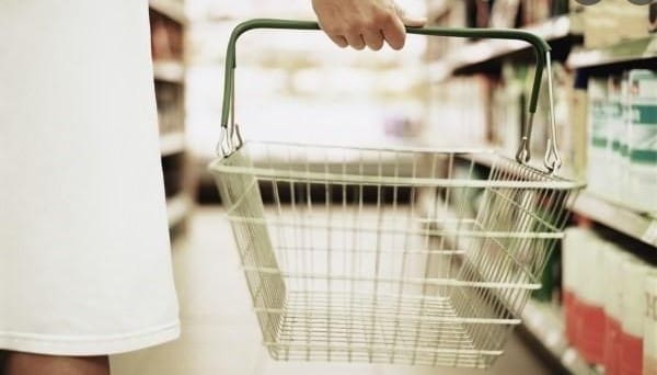 Loše se hranimo, obrazujemo i liječimo, jer priča o strahu je moćna, ubija svaki pokušaj kritike