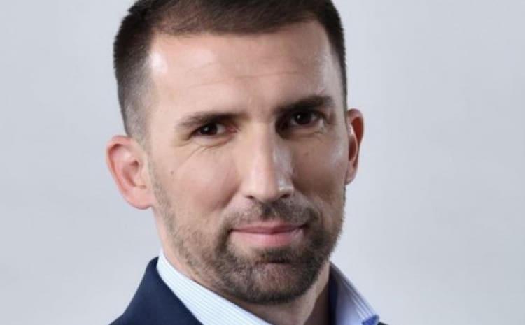 Lični stav ministra protiv Povorke na zvaničnoj stranici ministarstva