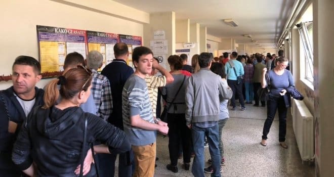 “Sami padamo i sami se ubijamo”: Izlaznost birača koji žive u BiH je godinama preko 70 posto!?