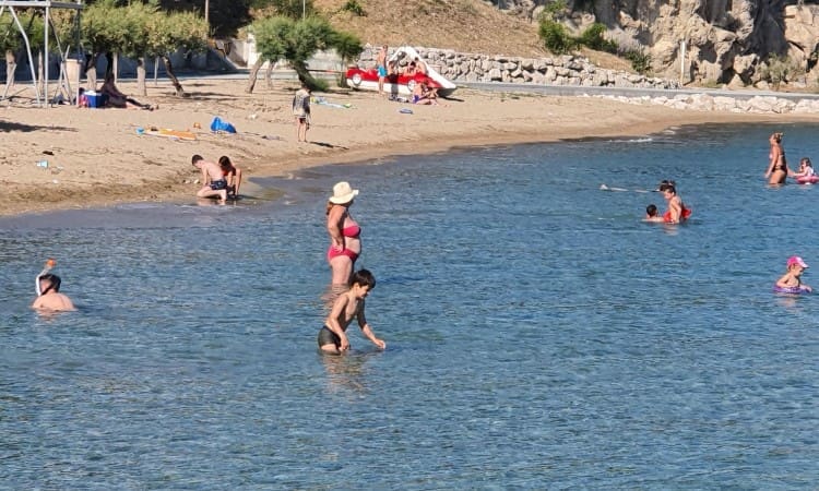 Da li će se ulaz na jadranske plaže uskoro naplaćivati?