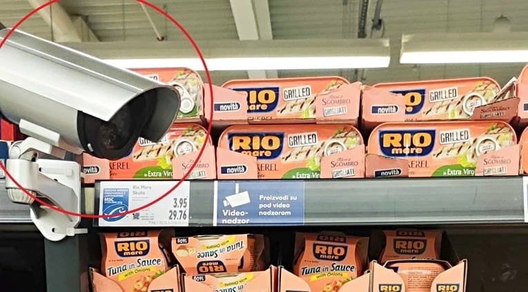Je li i tuna iz konzerve postala luksuz? U jednoj prodavnici čuva je nadzorna kamera
