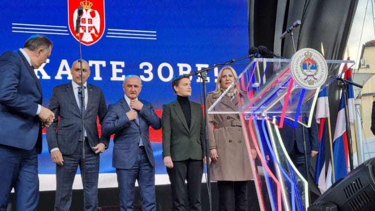 Počeo miting “Srpska te zove” u Banjaluci