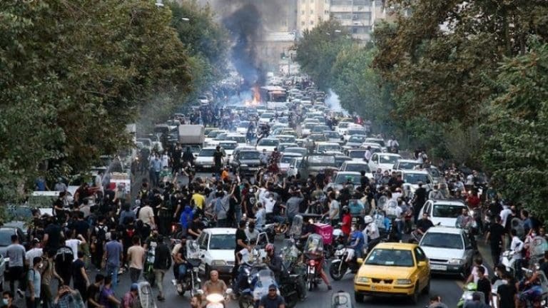 Organizacija za ljudska prava: U protestima u Iranu smrtno stradalo 458 osoba