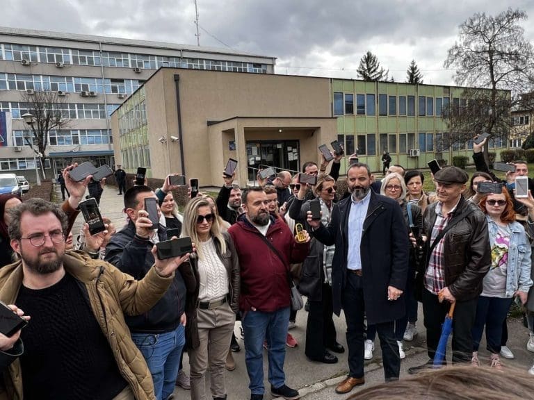 Aleksandar Jokić: Vratite telefon i vladavinu prava