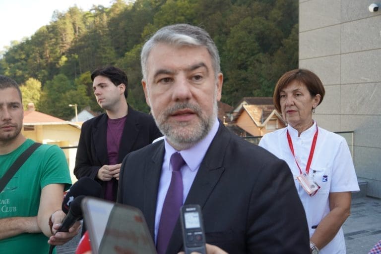 Šeranić: “Moje učešće u svim projektima koje finansira EIB je davno riješeno, stvari se vade iz naftalina”