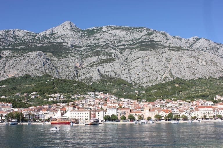 Drama u Makarskoj, muškarac prijeti da će izvršiti samoubistvo