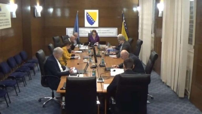 Političke stranake u BiH novčano kažnjene, moraju platiti 540.200 KM