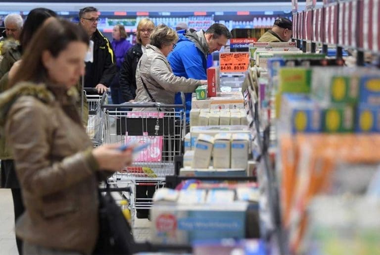 Pravila ponašanja u prodavnicama u Njemačkoj: Da li smiju da pregledaju rančeve i torbe kupaca?