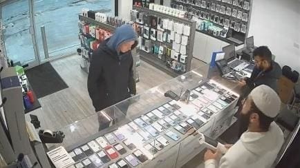 Vlasnik radnje ponudio pomoć lopovu nakon neuspjelog pokušaja krađe