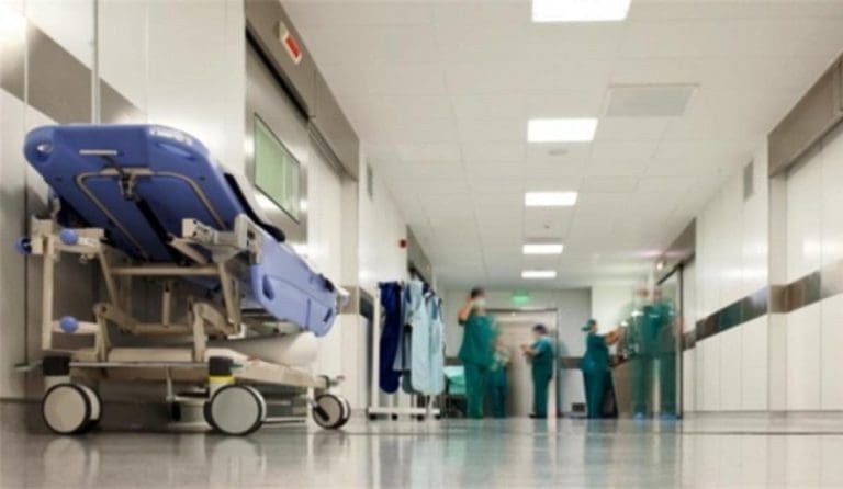Zdravstvo na ivici: Sindikati odbili 5% i traže  povećanje plata od 20%!